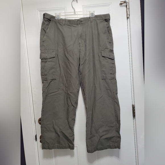 Croft & Barrow Cargo Pants size 42 x 30 - Picture 16 of 16